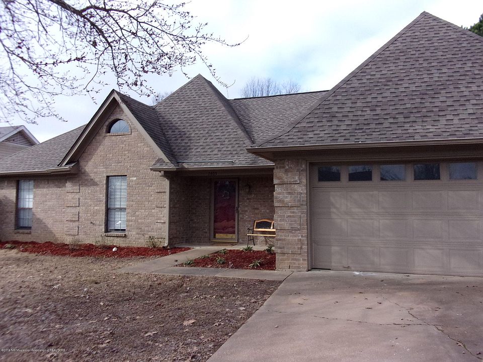 1st image of 7405 Fox Meadow Dr