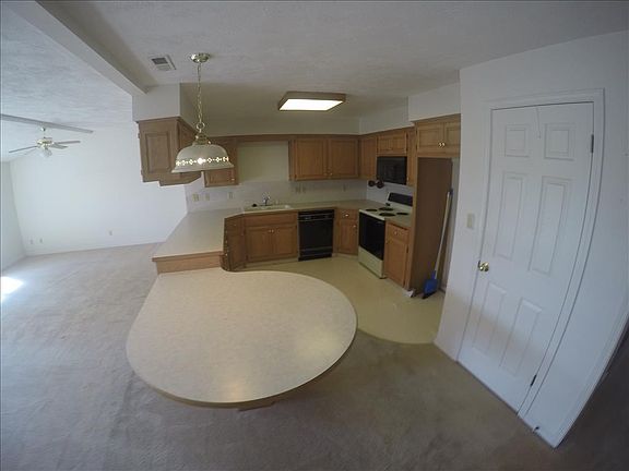 5th image of 2031 Henryanna Ave