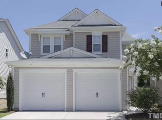 3021 Remington Oaks Cir, Cary, NC 27519