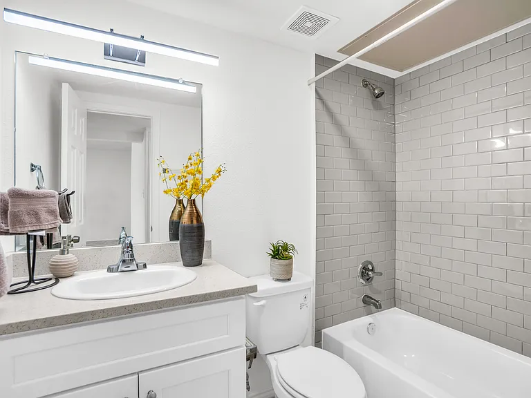 11218 Park Central Pl #C — Photo 6