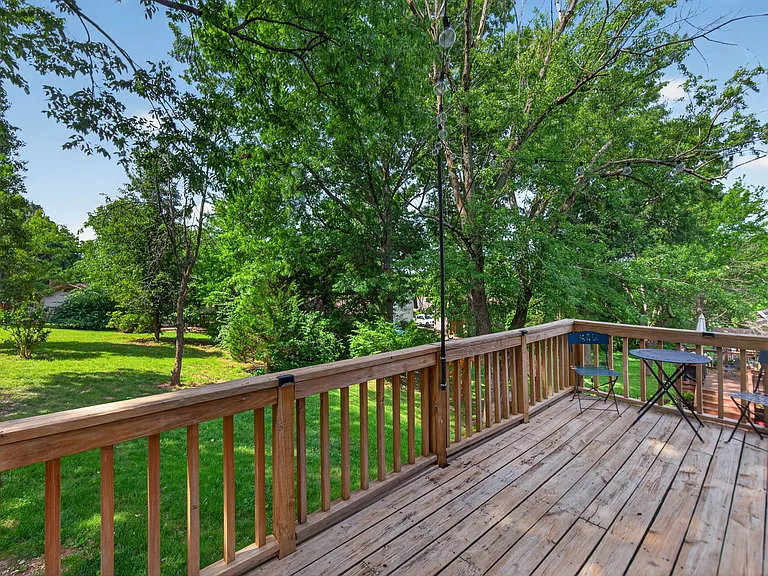 536 Oak Hill Dr — Photo 38