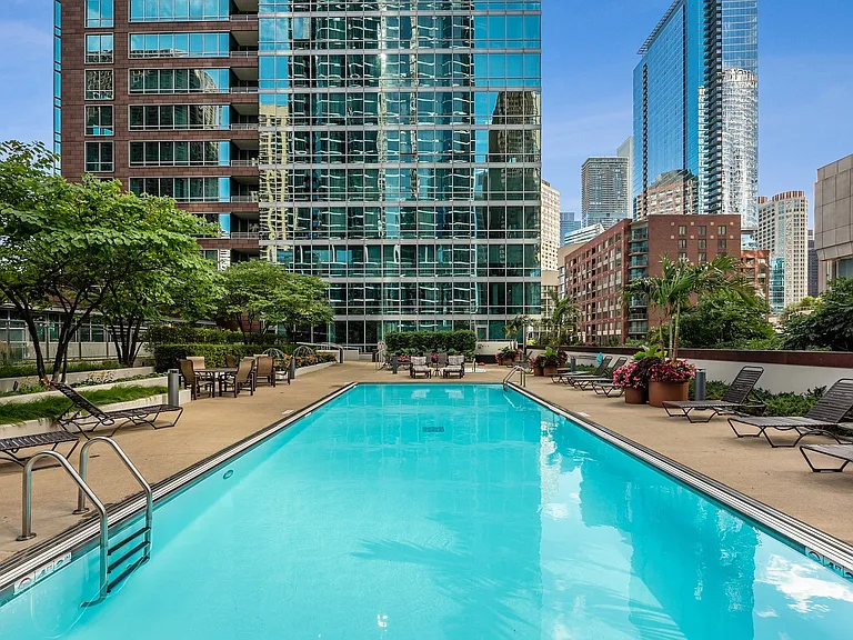 505 N McClurg Ct #2306 — Photo 33