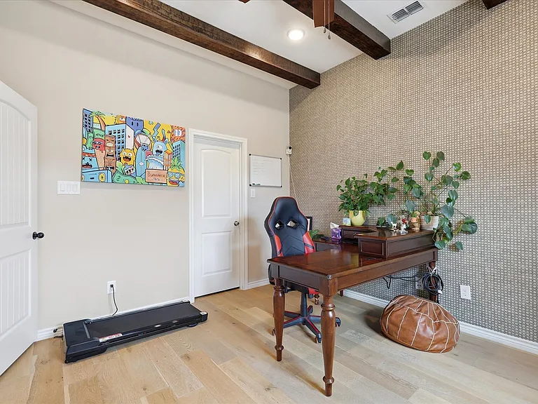 616 Lake Cove Dr — Photo 40