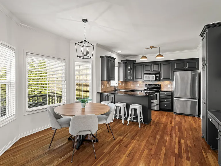 3030 Liverpool Dr — Photo 5