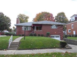 374 Riverview Dr, New Kensington, PA