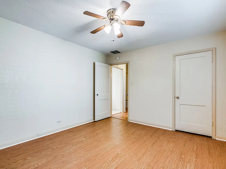 322 Byrnes Dr — Photo 16