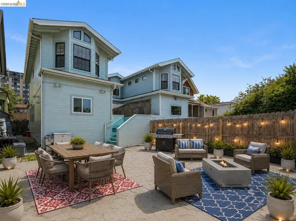 1433 Myrtle St, Oakland, CA 94607