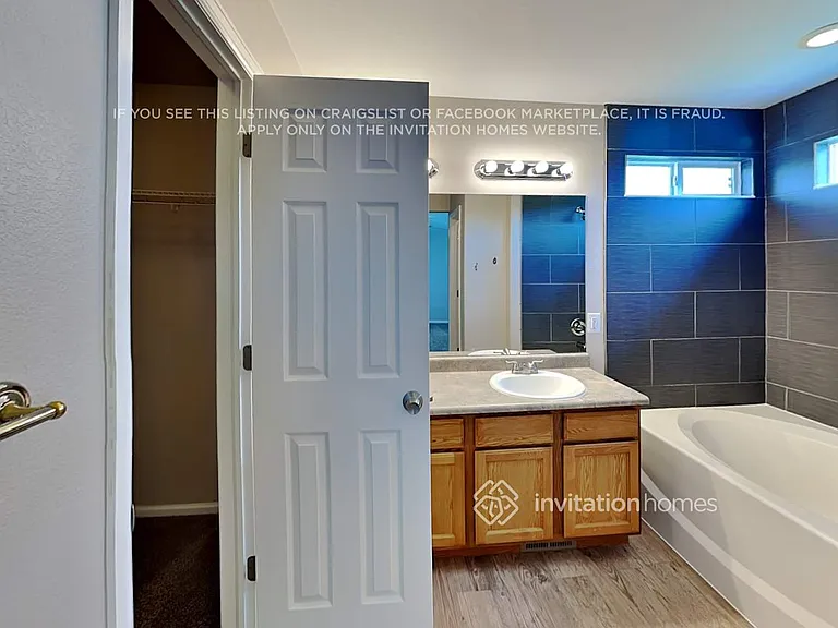 6997 Ancestra Dr — Photo 13