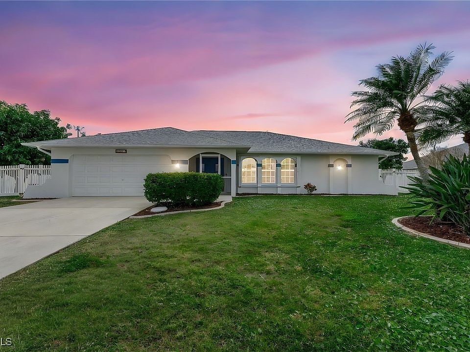 1st image of 2218 SE 11th St