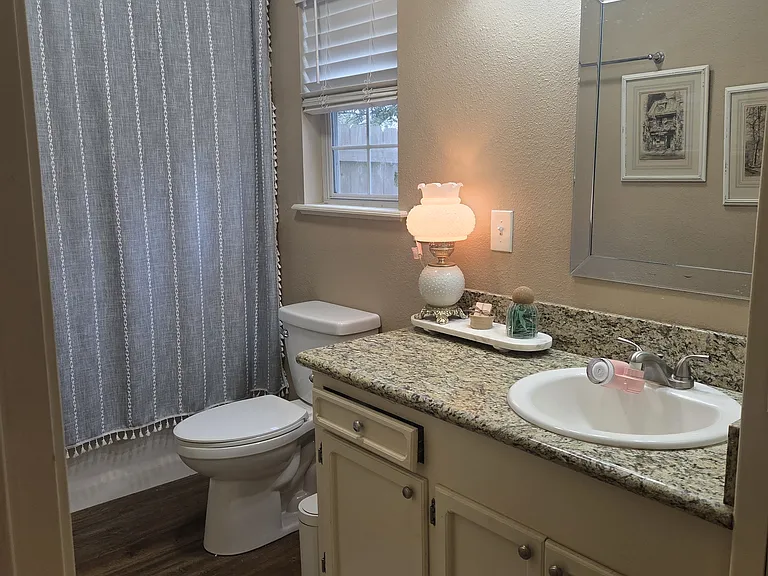 1438 Hayes Rd — Photo 7