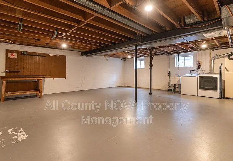 4126 Lenox Dr — Photo 18