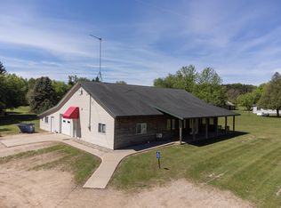 3018 Log Cabin Trl, Sheridan, MI 48884