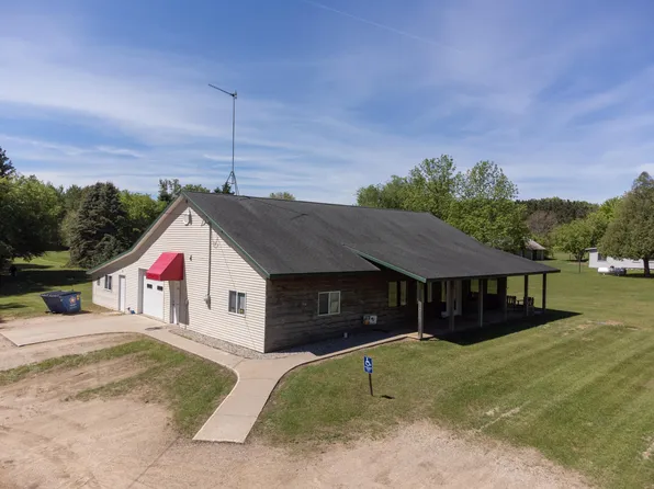 3018 Log Cabin Trl, Sheridan, MI 48884