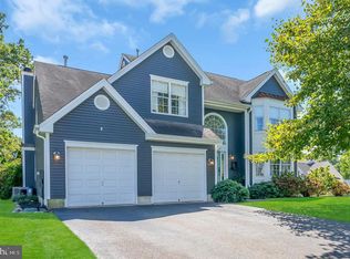 16 Azalea Ct, Barnegat, NJ 08005
