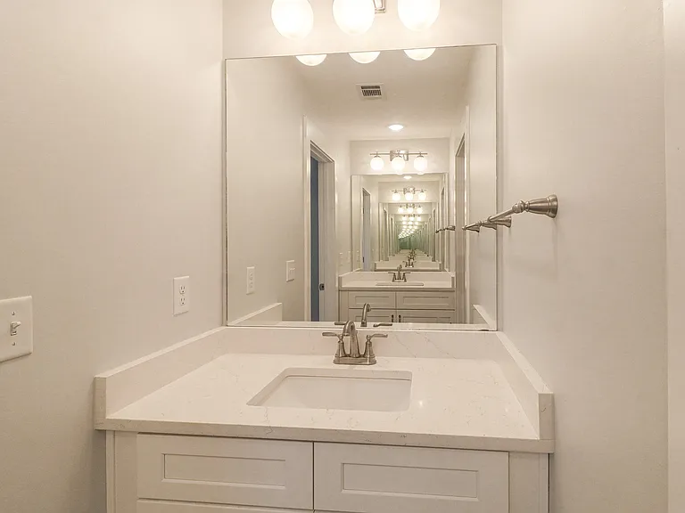 Full bathroom off the hall