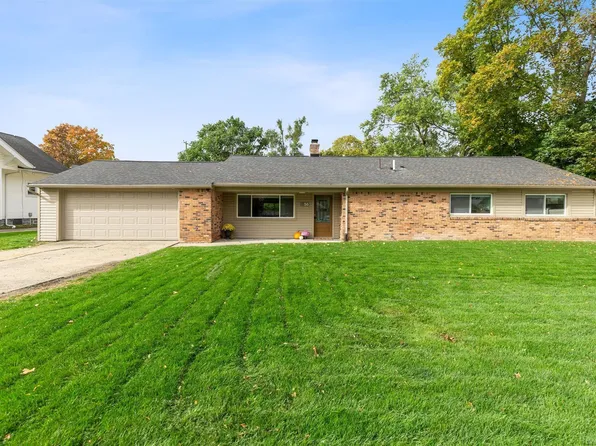 56 Cherryland Ave, Auburn Hills, MI 48326