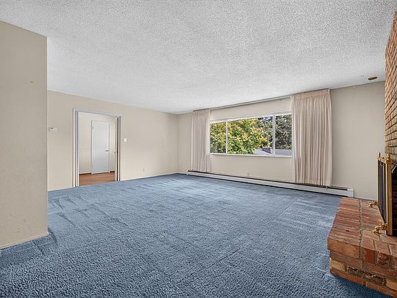 5th image of 873 Wildwood Trail