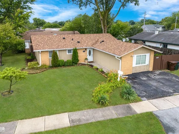 4448 Adele Ln, Oak Forest, IL 60452