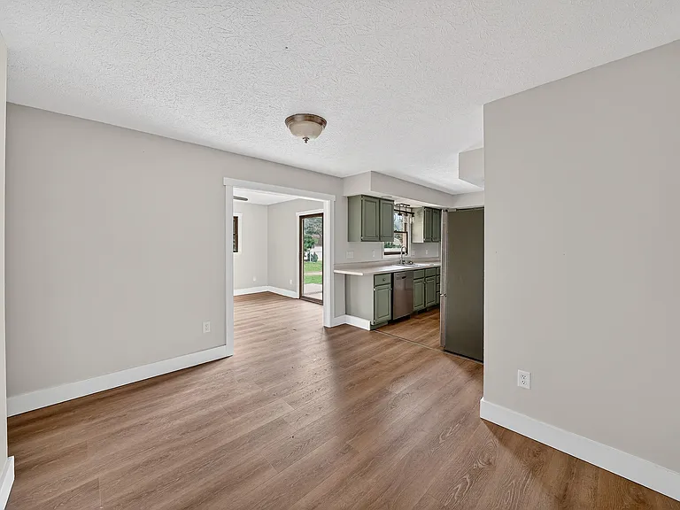 11966 Bluebonnet Ln — Photo 16