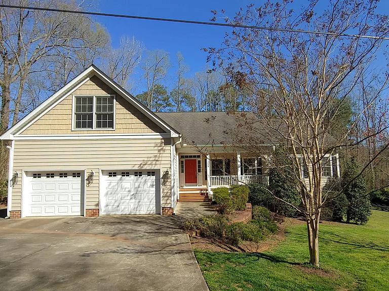 2809 Cowley Rd — Photo 1