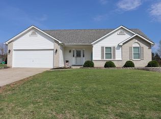 39 Eric Hill Dr, Warrenton, MO 63383