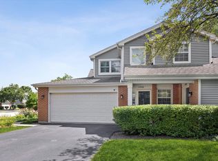 1721 W Orchard Pl, Arlington Heights, IL 60005