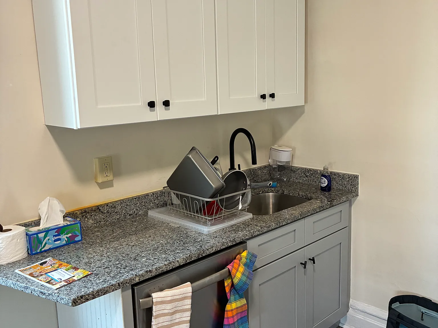 5 bed, 1.5 bath, 1918 sqft, $3,450 — Photo 2