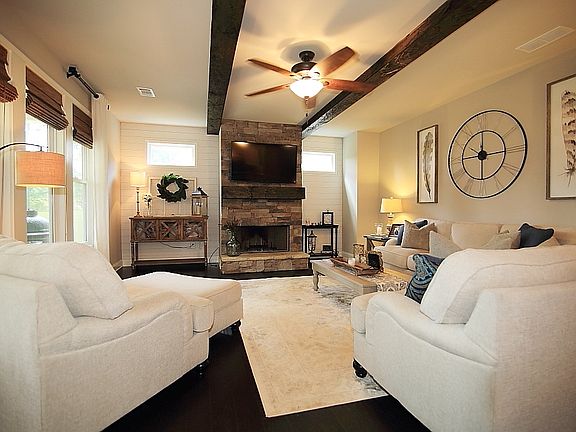 5th image of 797 Hawkins Creek Dr