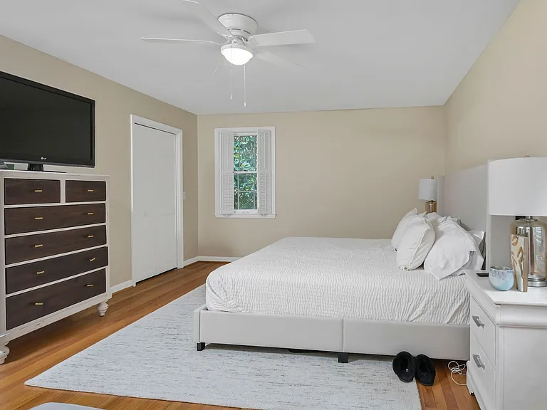 1 Leconte Ct — Photo 13