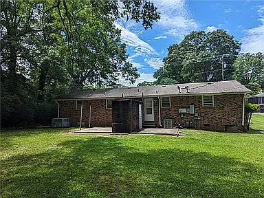 304 Wildwood Dr #A — Photo 2