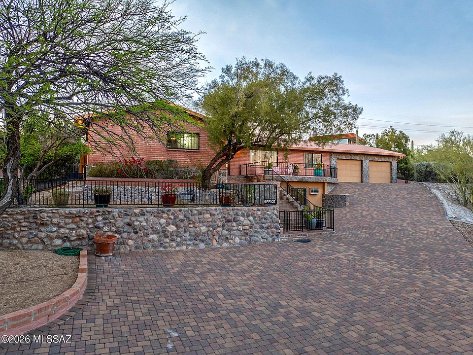 1st image of 3050 W Calle De Dalias