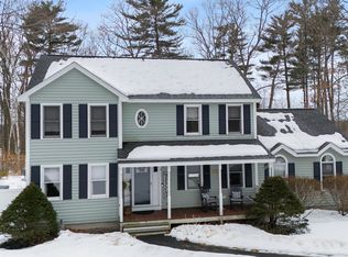 3 Springwood Dr, Hooksett, NH 03106