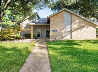 7132 Echo Bluff Dr, Dallas, TX 75248