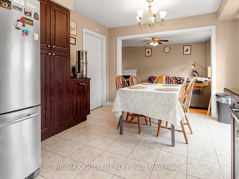 17 Echoridge Dr — Photo 38