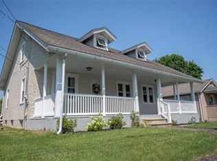 1044 Catasauqua Rd, Whitehall, PA 18052