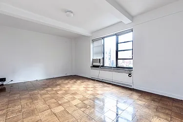 Rented by Manhattan Realty Group