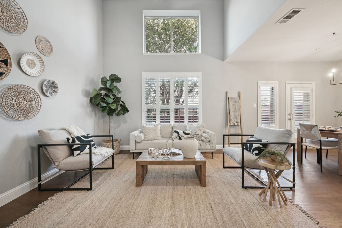 Monastery Dr-S0912-005.jpg