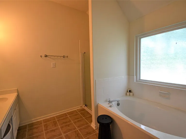 12110 Laurel Ct — Photo 26