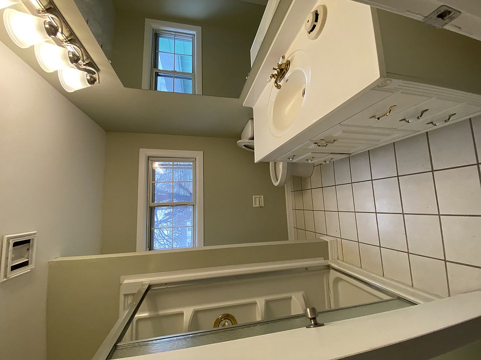1st image of 901 NW 99th St #3892396