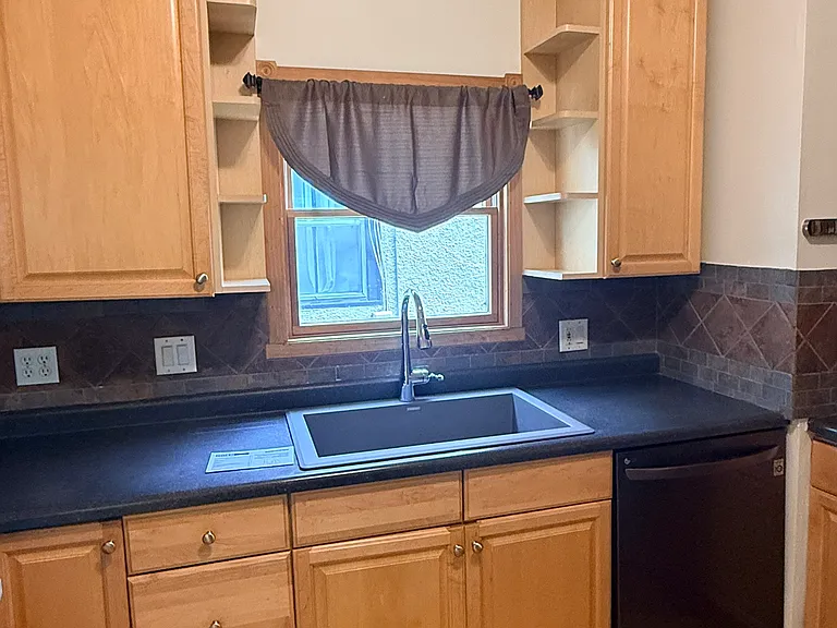3115 Harriet Ave — Photo 8