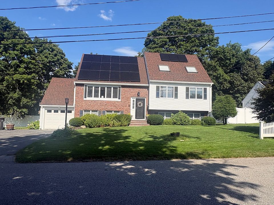 1st image of 4 Crest Rd