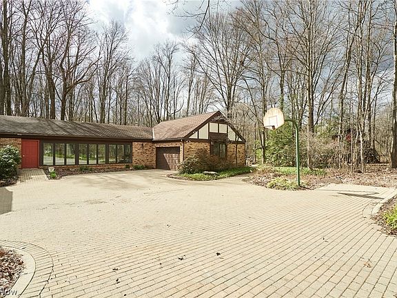 5th image of 1000 Woodhaven Blvd