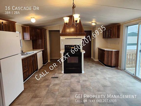3rd image of 16 Cascade Dr