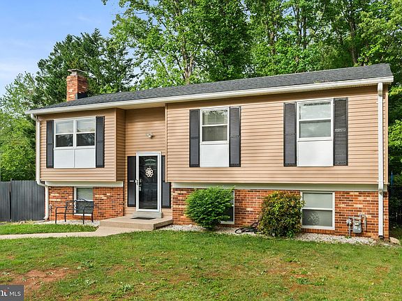2nd image of 14373 Shetland Ct