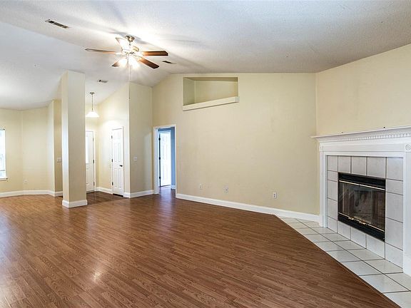 4th image of 5066 Copperfield Dr