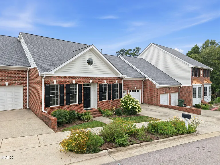401 Waverly Hills Dr — Photo 43