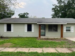504 S Walnut Ave, Luling, TX 78648