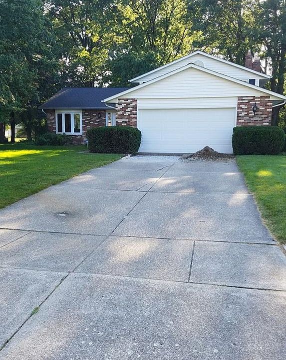 1st image of 484 Catlin Dr