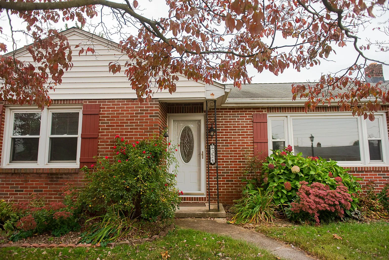 324 Taney Dr photo 1