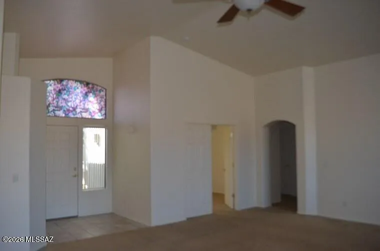 4 bed, 2.0 bath, 2045 sqft, $1,875 — Photo 4